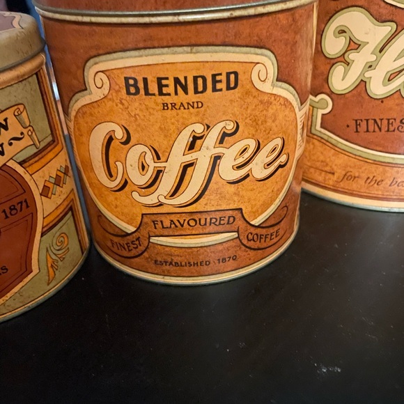 Very Rare Bakers Brand Tin Containers - Picture 6 of 11